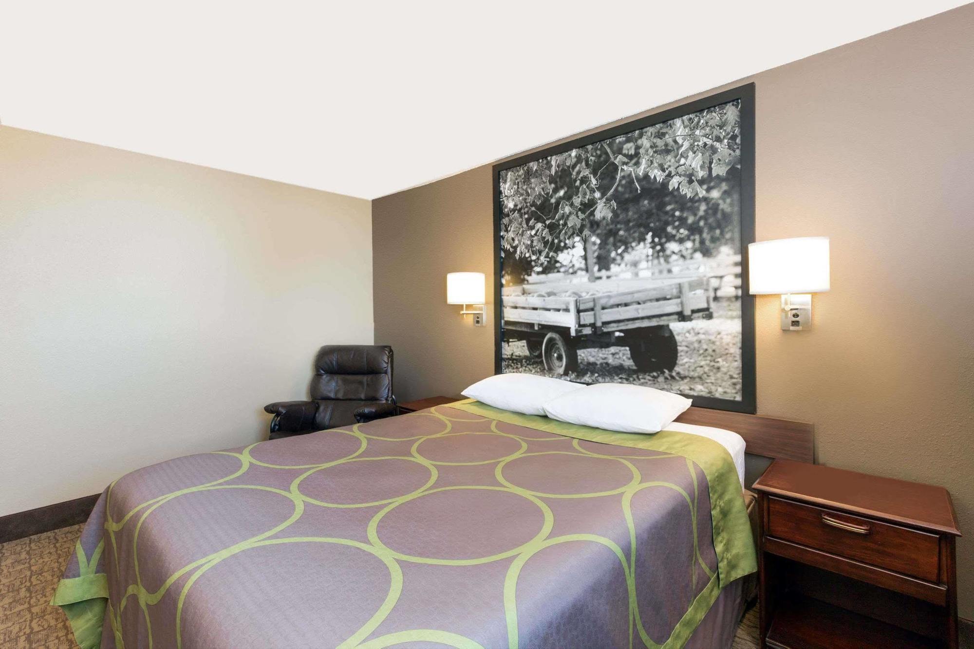 Super 8 By Wyndham Carroll Exterior foto